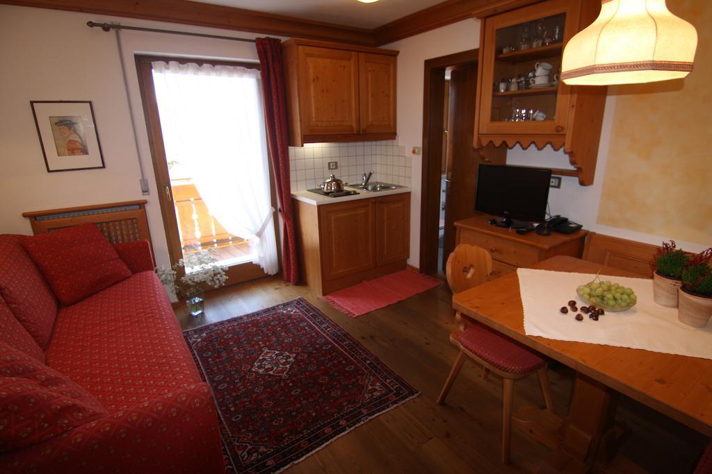 Residence Mairhofer Dobbiaco Oda fotoğraf
