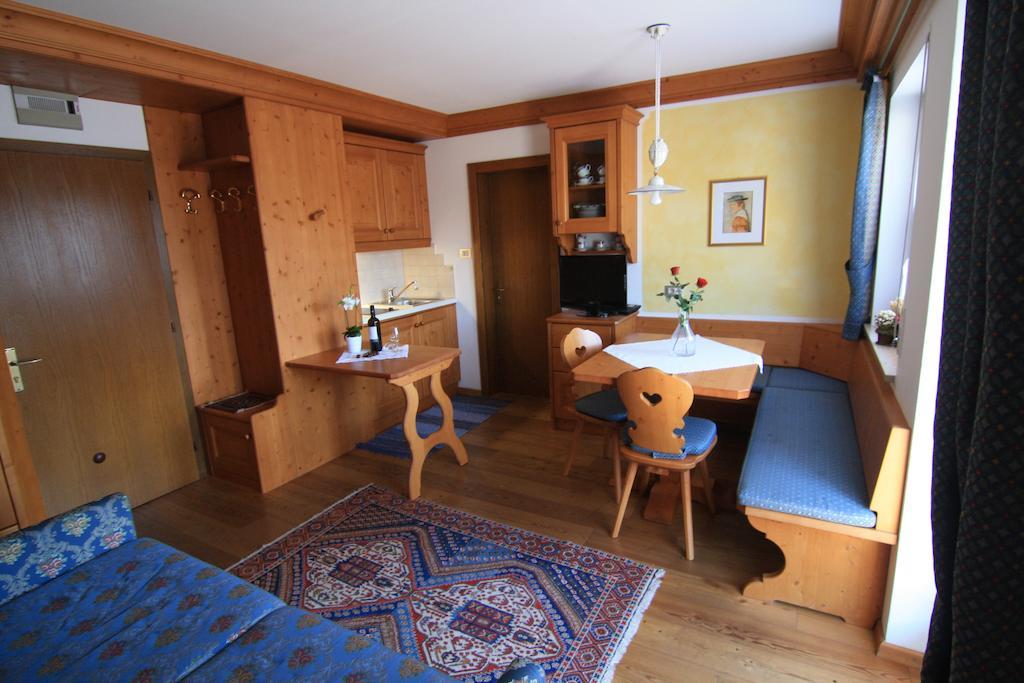 Residence Mairhofer Dobbiaco Oda fotoğraf